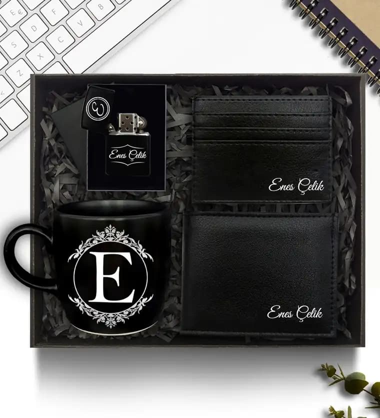 Ağrı Kişiye Özel Siyah Kupa & Zippo Tarzı Çakmak & Cüzdan & Kartlık & Hediye Seti Siparişi